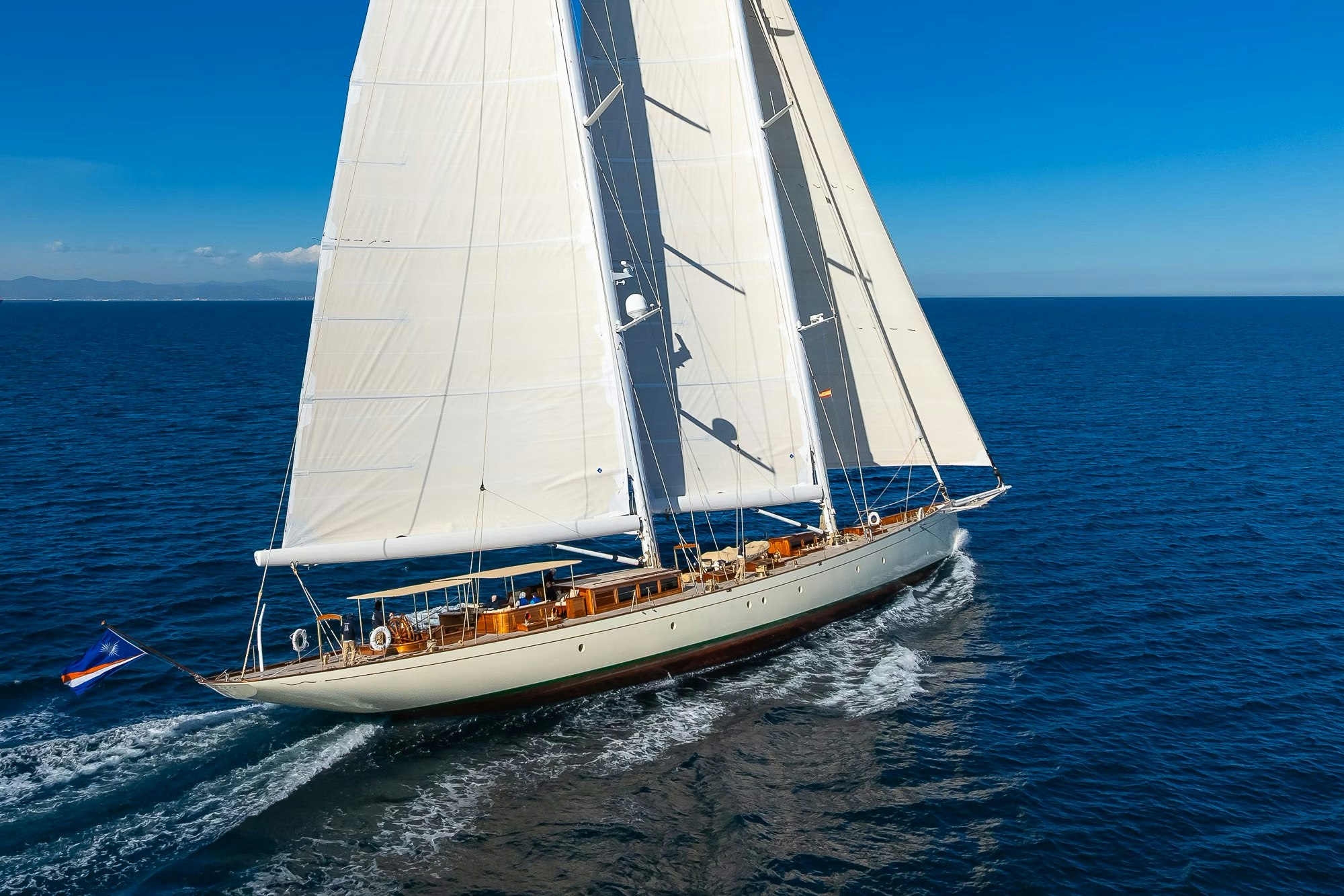 A Classic Schooner Built on a Modern Contradiction