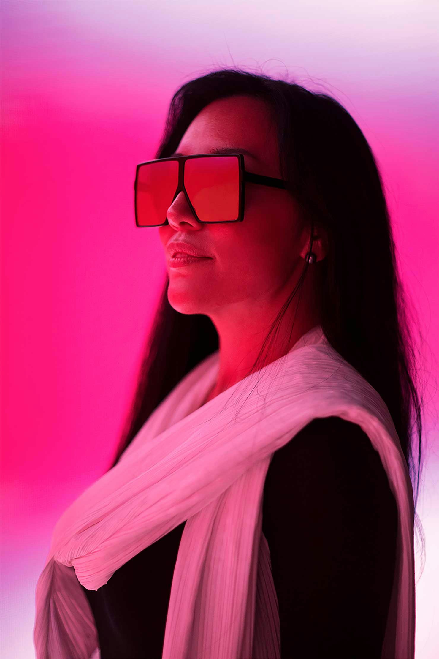 Women looking at art