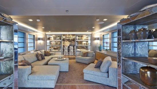 LIBERTY Main Salon