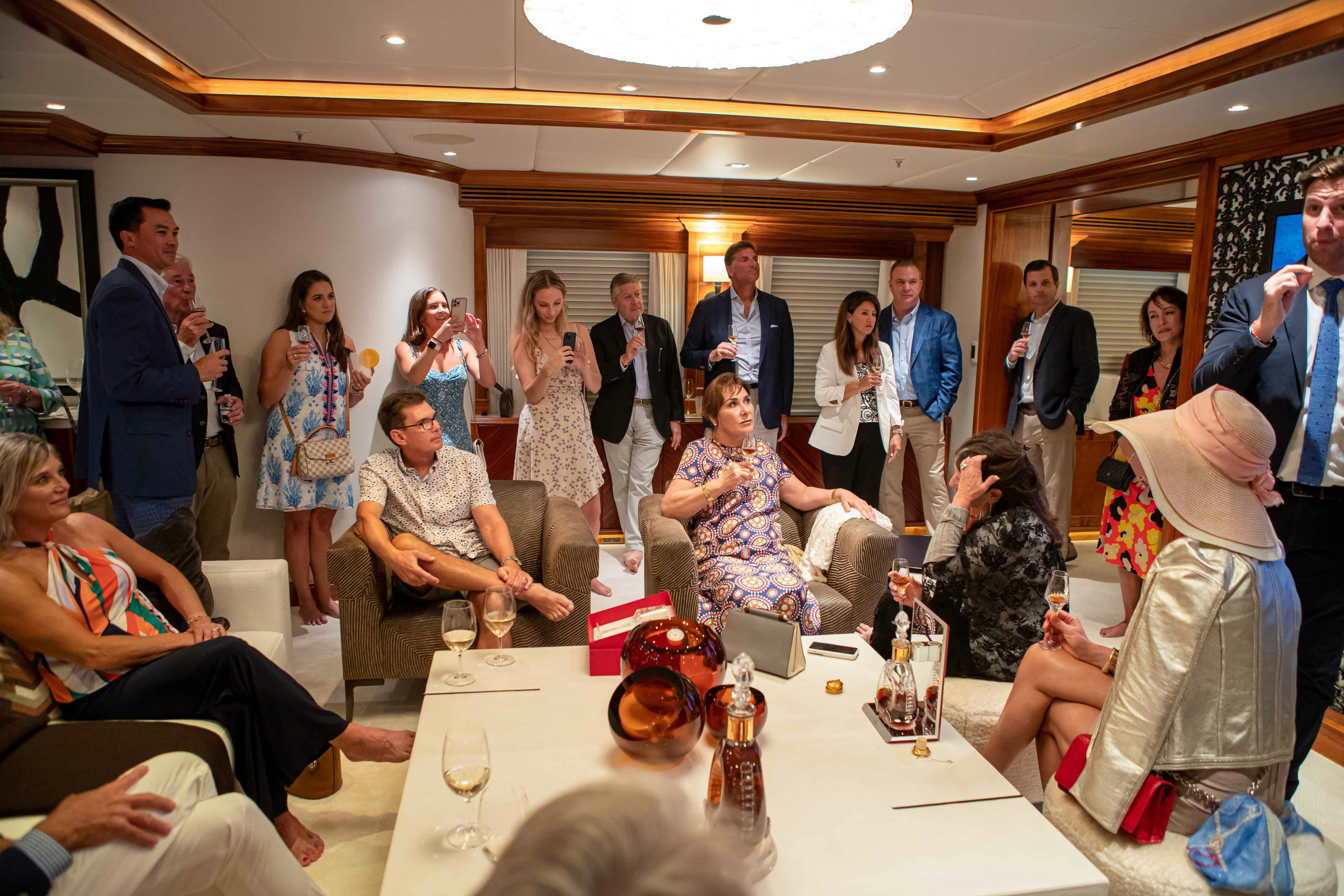 People enjoying LOUIS XIII