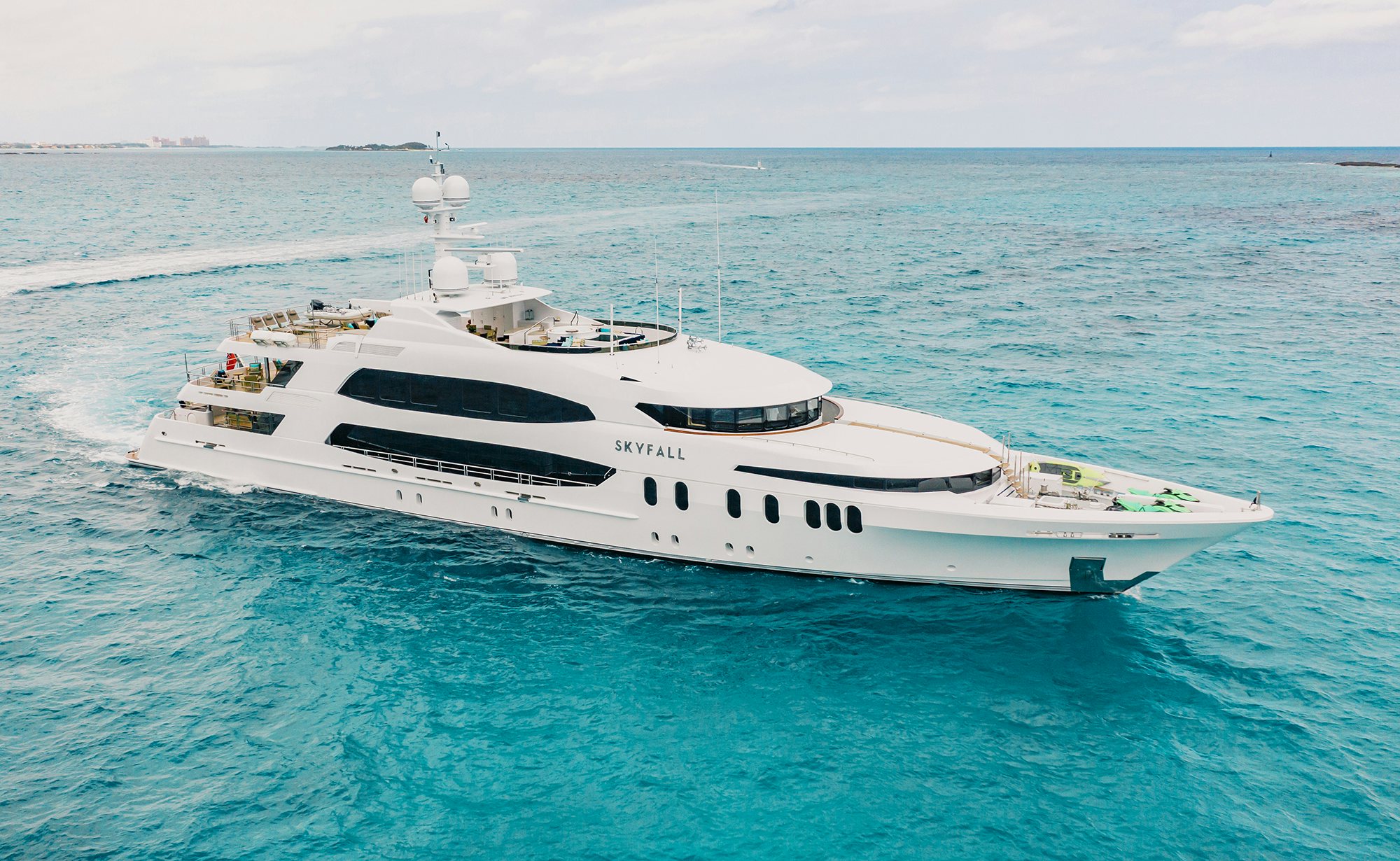 SKYFALL luxury yacht charter cruising the Bahamas and Exumas