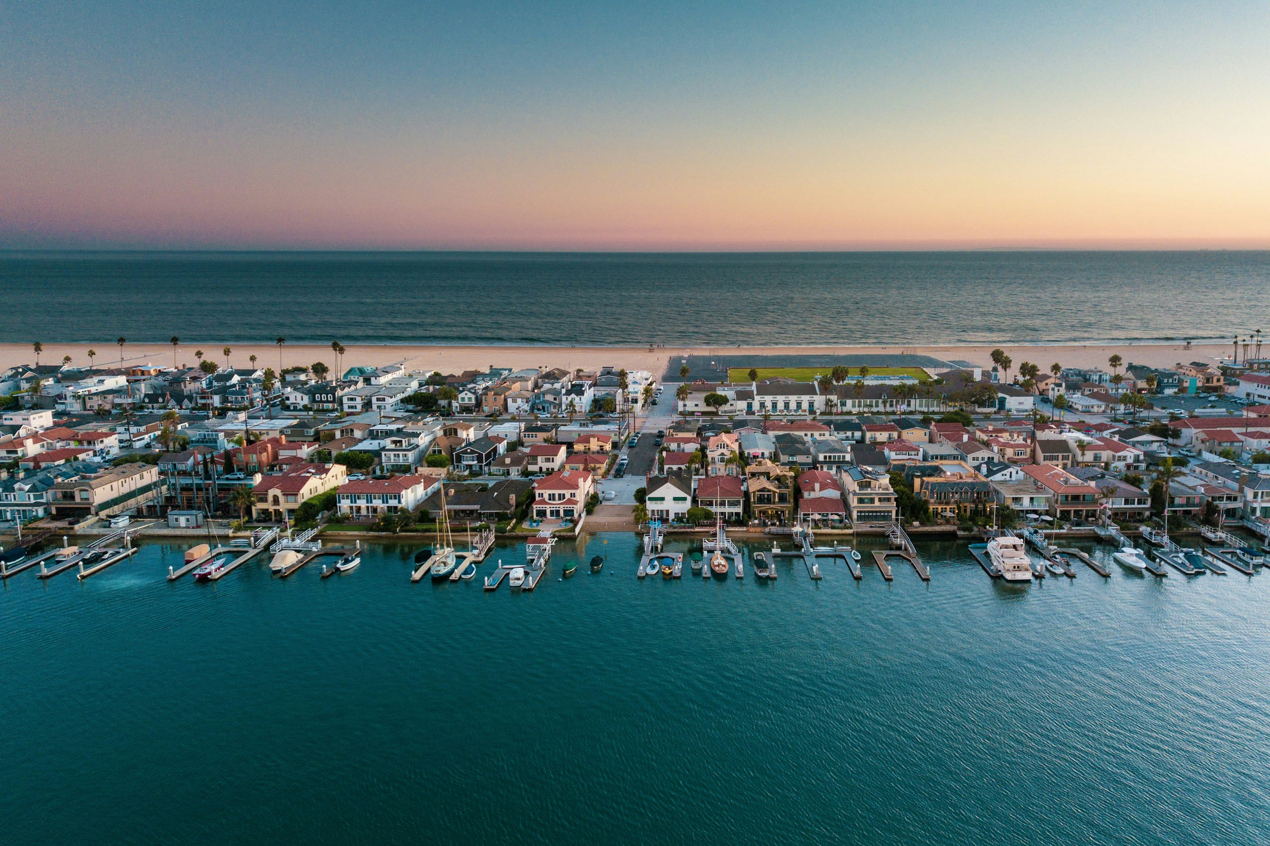 California Charter Yacht - Balboa,Peninsula,In,Orange,County,Newport,Beach,California California Charter Yacht - Balboa Peninsula in Orange County Newport Beach California