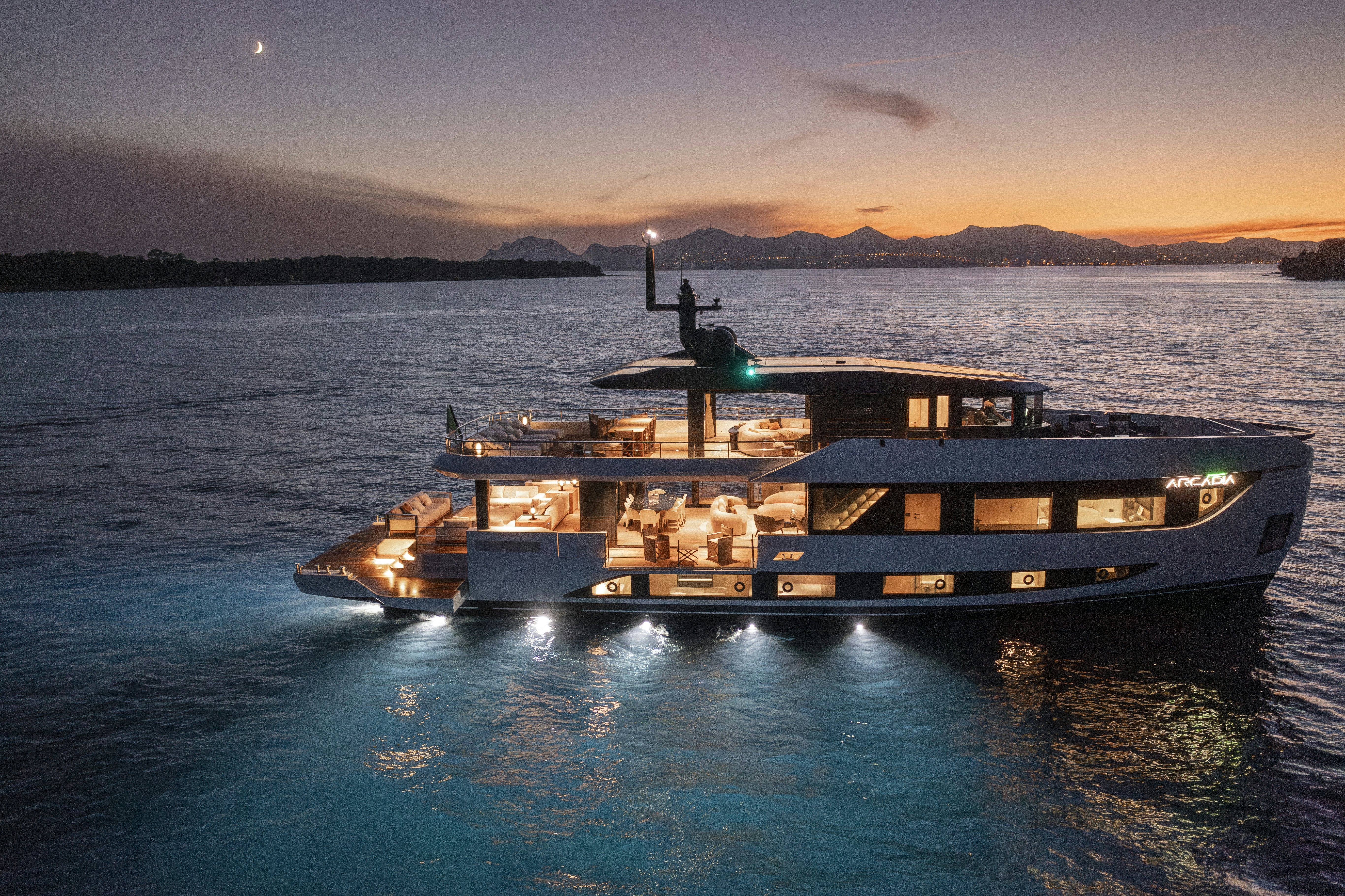 Arcadia yachts-A96 DRONE-143-Migliorato-NR