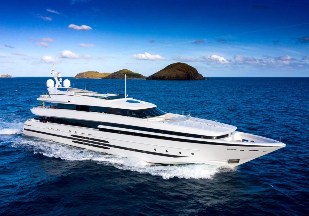 Charter Yacht BALISTA Cruising