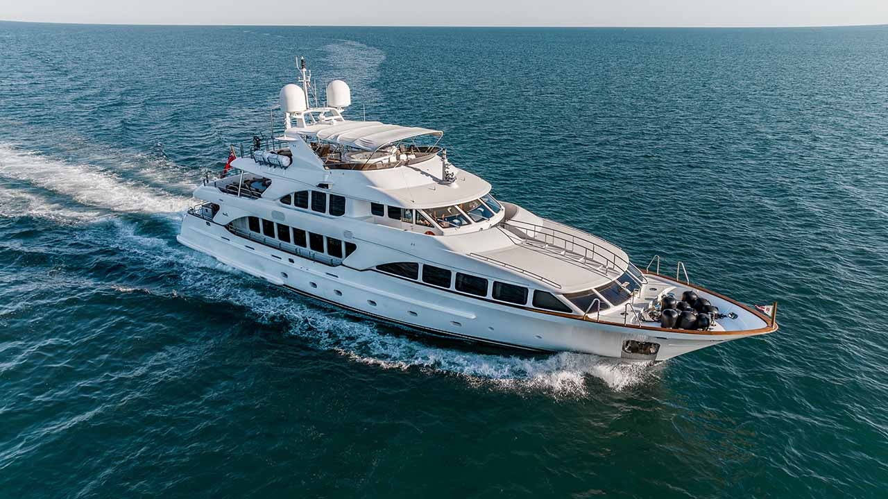 Top view of M/Y Bunty by Benetti cruising | Yacht for sale | N&amp;J