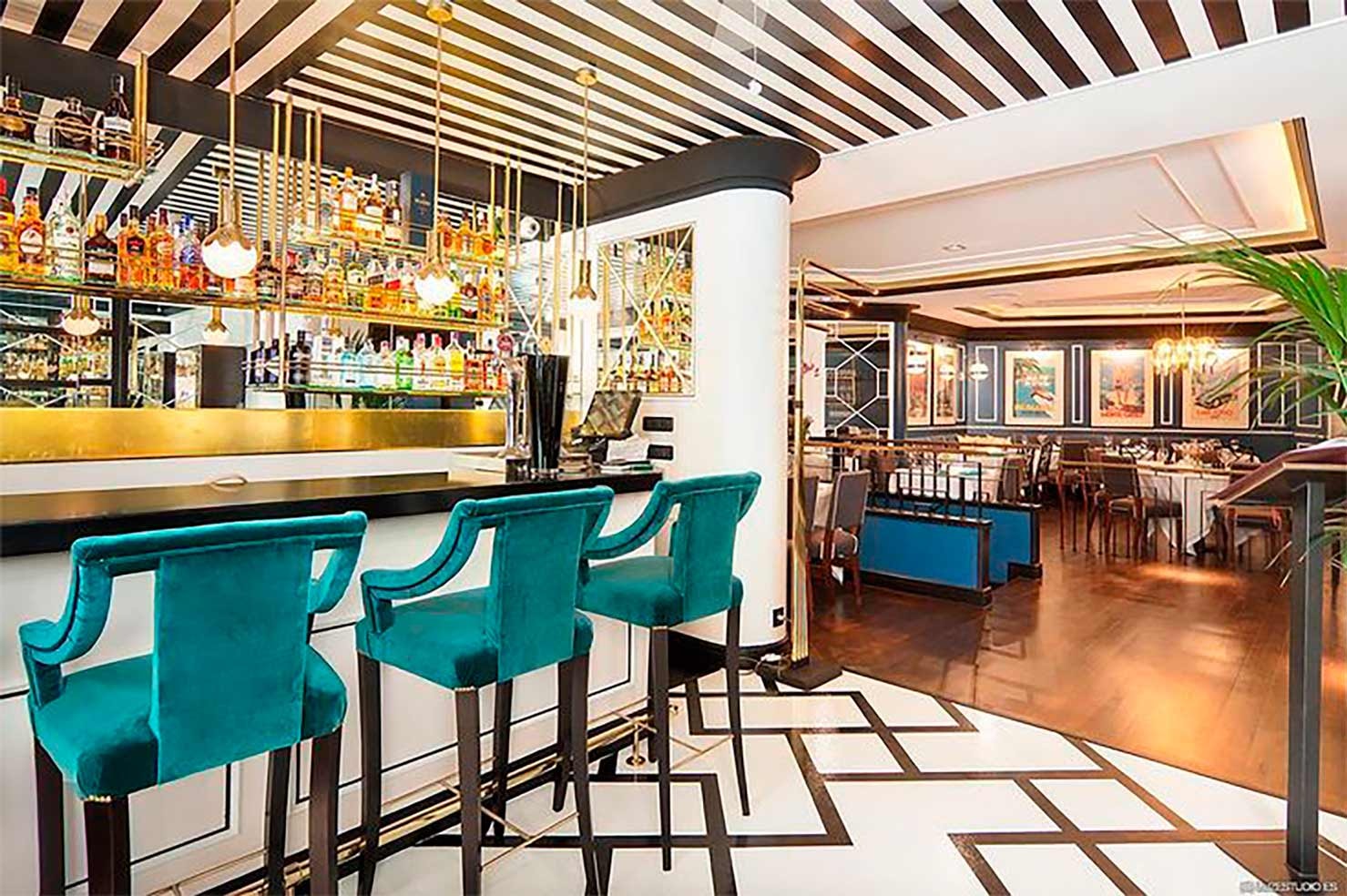 Beker 6 Cocktail Bar