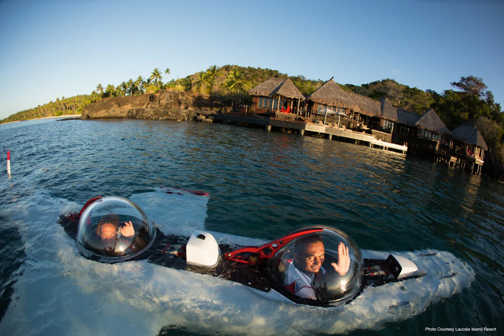 Deep Flight Super Falcon Mark II with people