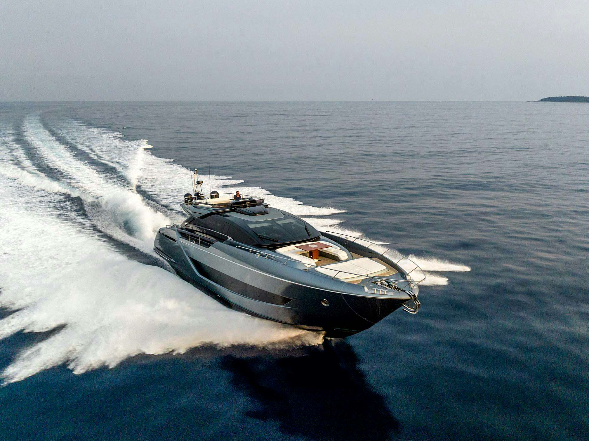 GECUA yacht for Sale | Riva Folgore 88 for Sale
