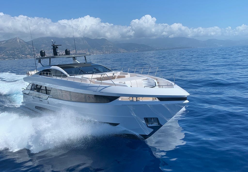108' mangusta charter yacht DOPAMINE running in the mediterranean