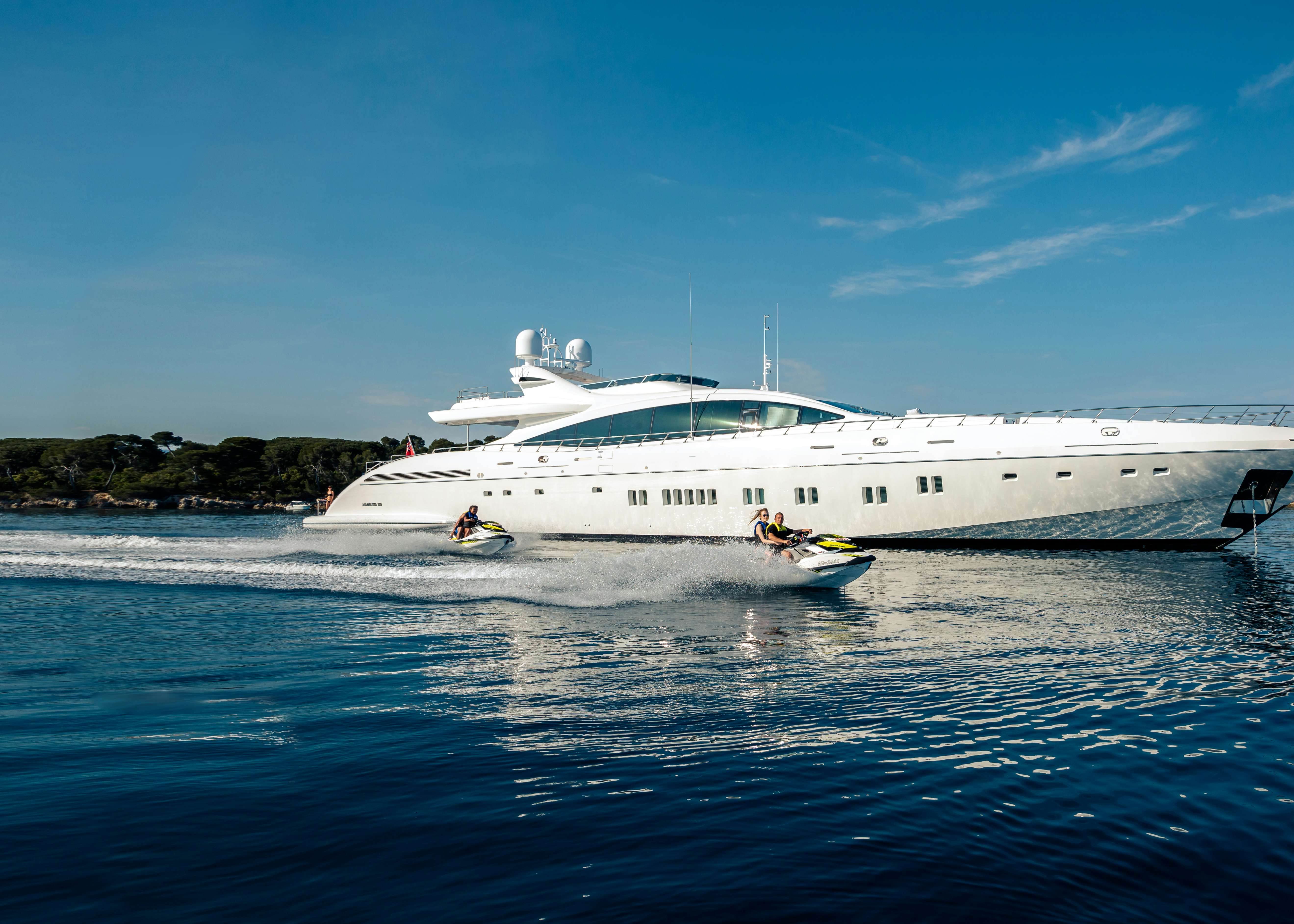 mangusta yachts 108 for sale