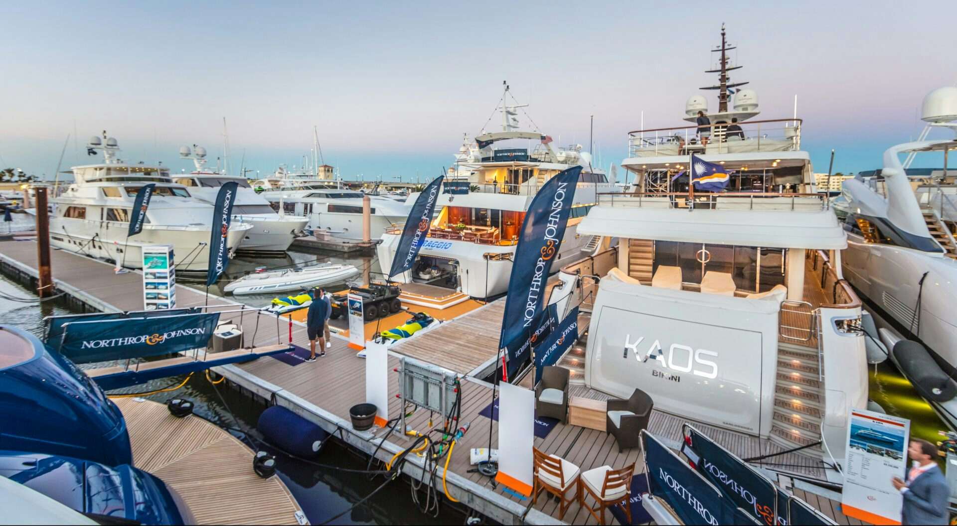 Compare Best 2024 Yachts at Palm Beach International Boat Show