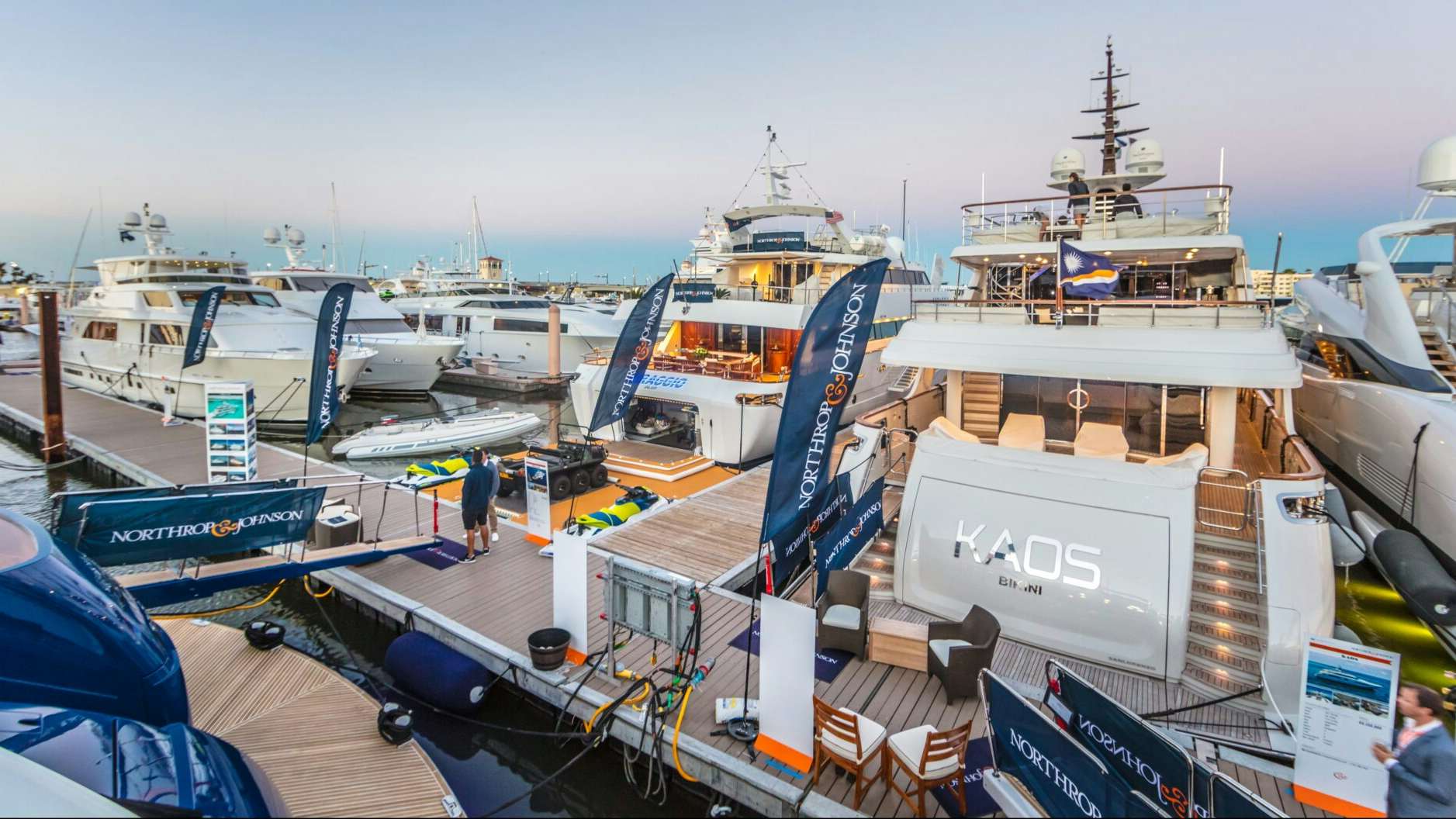 Compare Best 2025 Yachts at Palm Beach International Boat Show