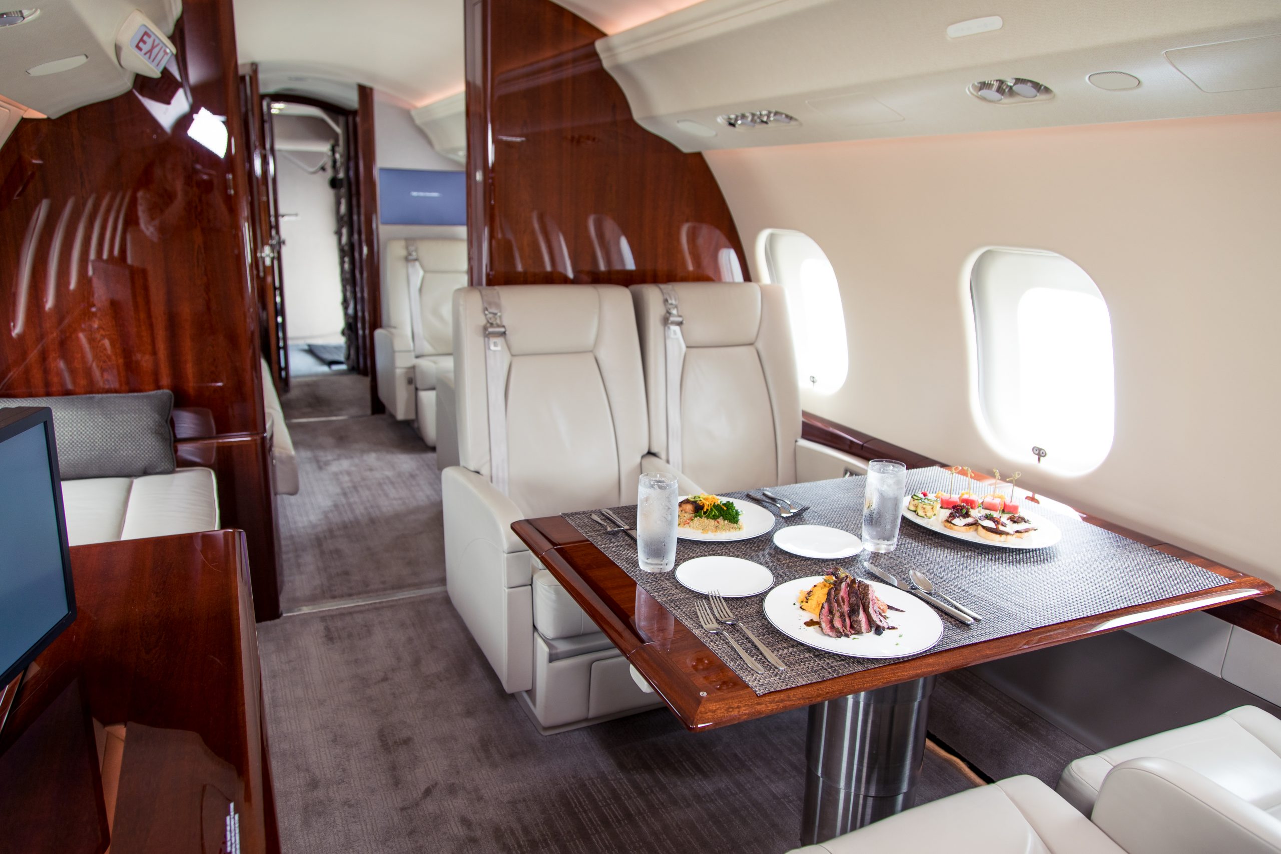 Bombardier Global interior