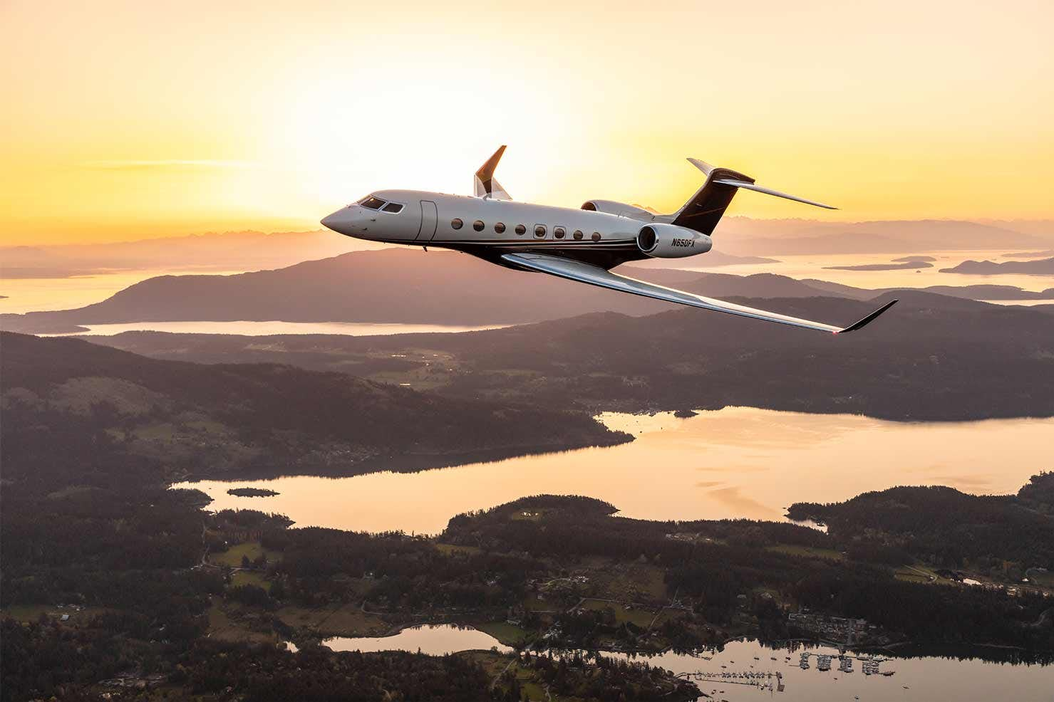 See How Gulfstream's $65 Million Private Jet Set An Around-The