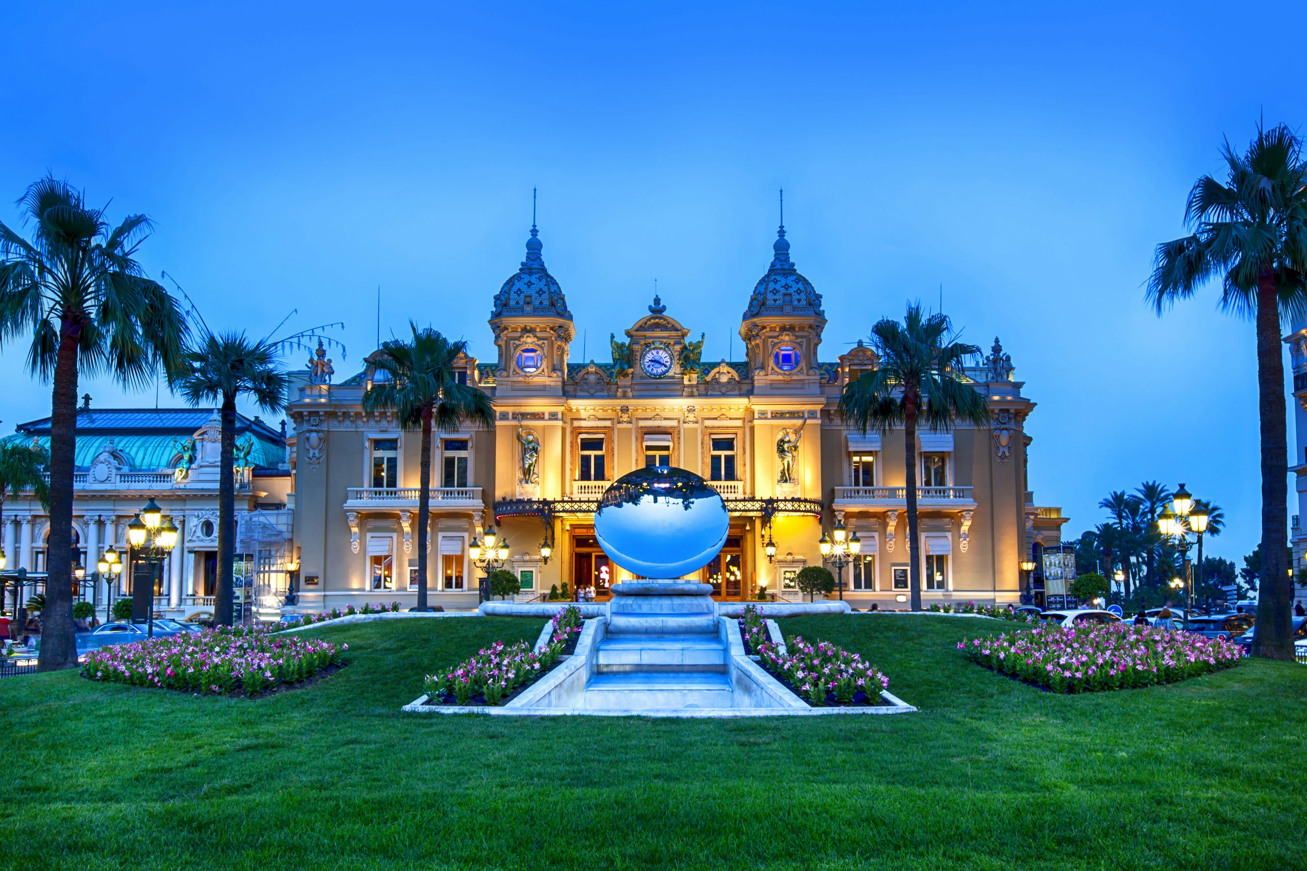 Monte Carlo Casino Elegance - Monaco Yacht Charter's Premier Attraction The grand Monte Carlo Casino, an iconic landmark, often visited by yacht charter enthusiasts in Monaco.