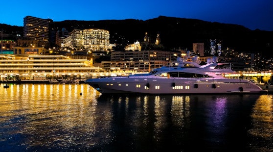 Da Vinci Profile at night