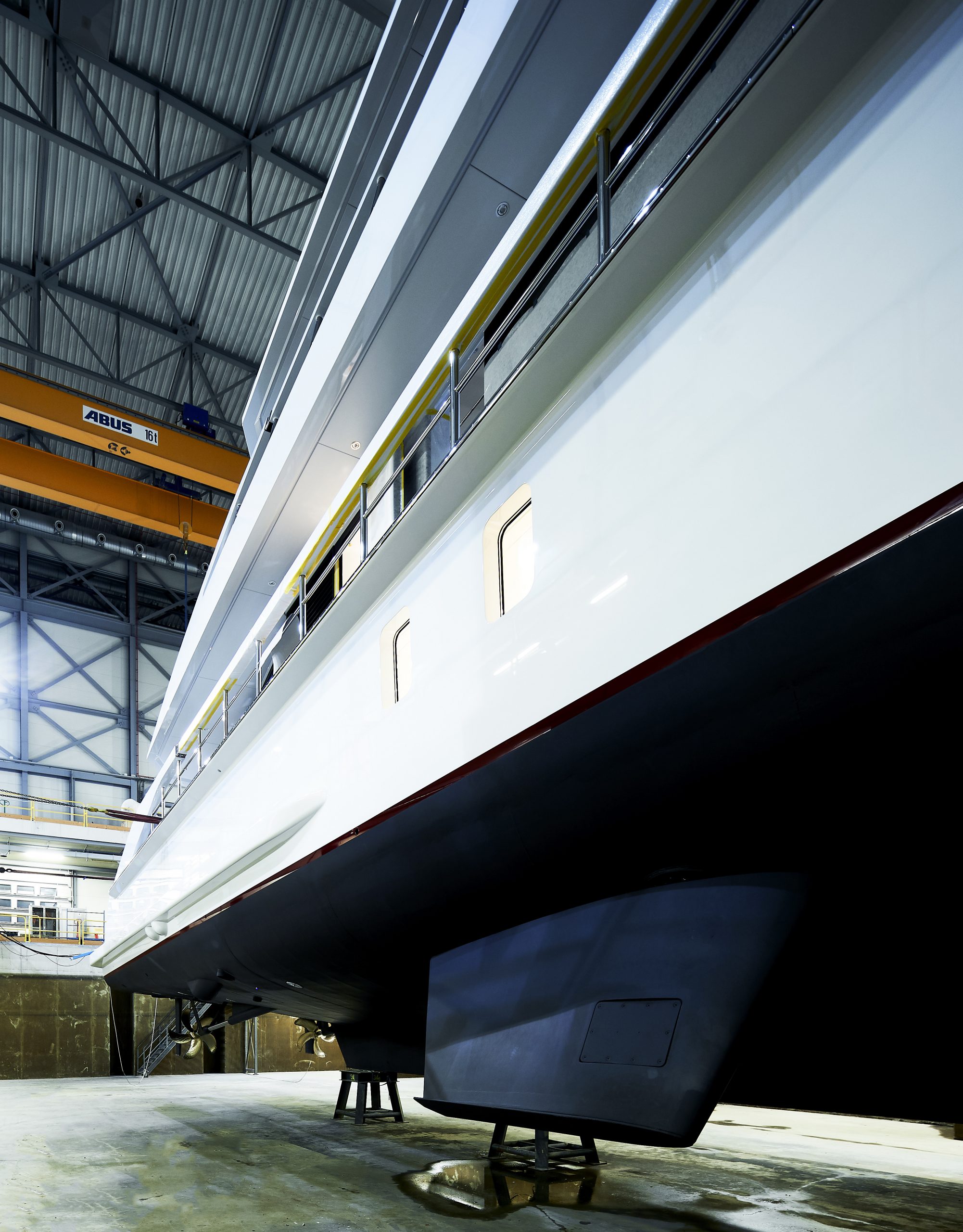 Electra yacht at Heesen