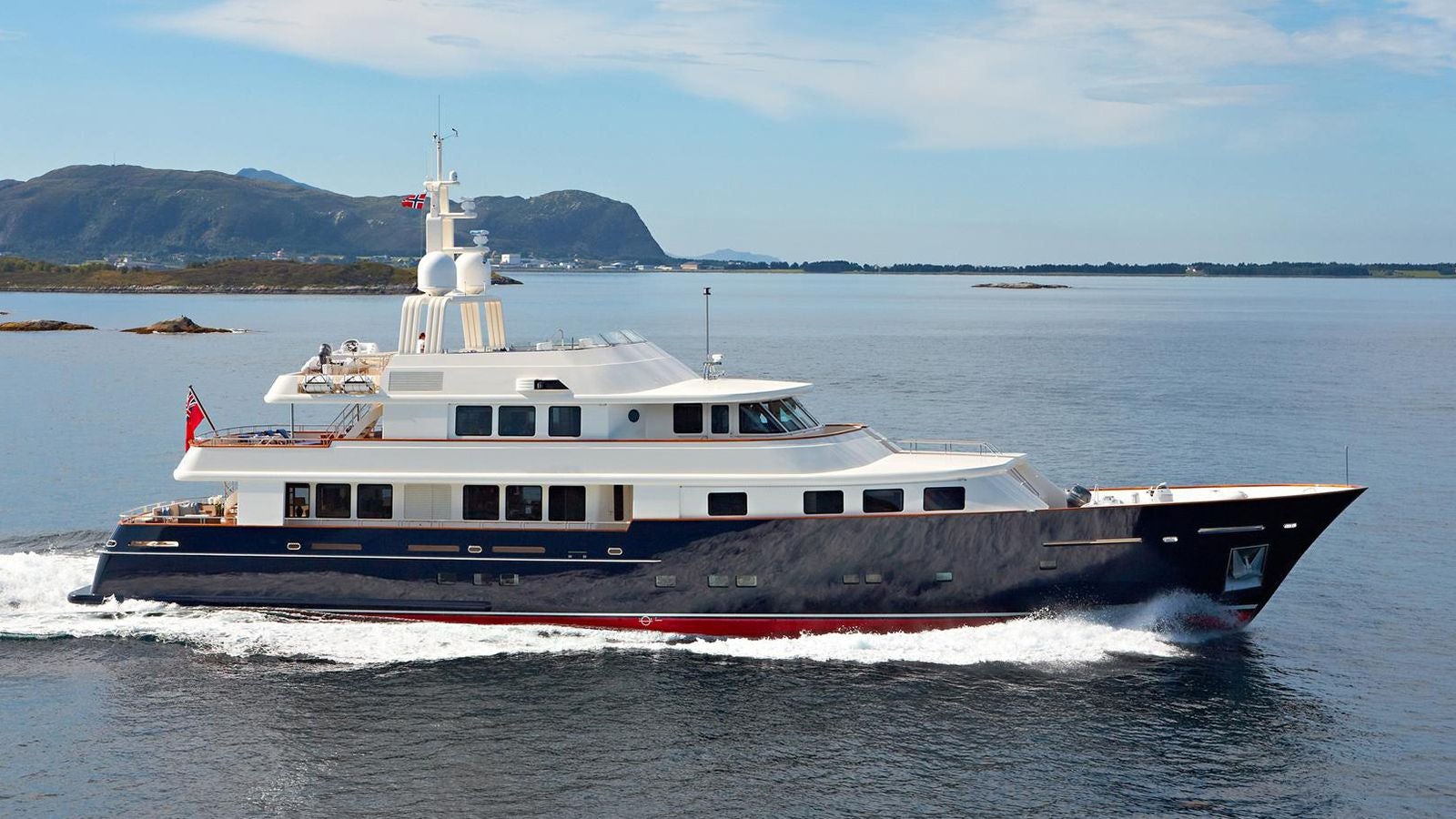 Holland-Jachtbouw-charter-yacht-ninkasi