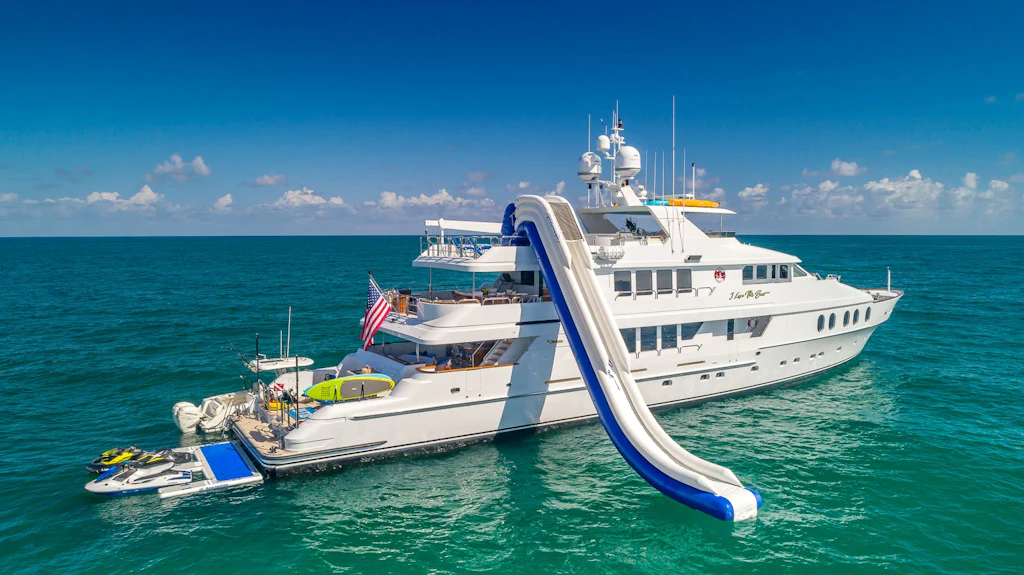 I LOVE THIS BOAT Profile with Toys