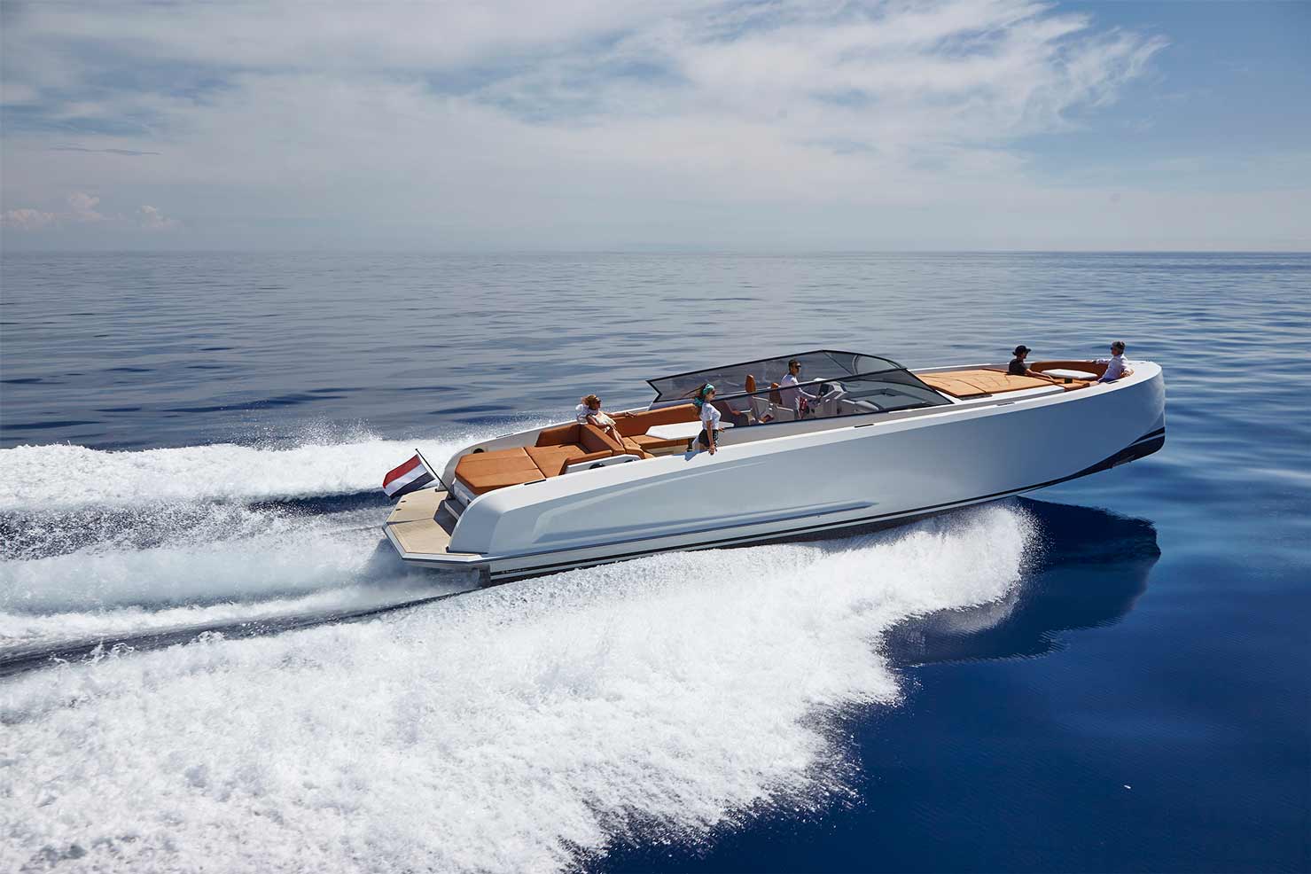 Vanquish VQ48 Side Profile