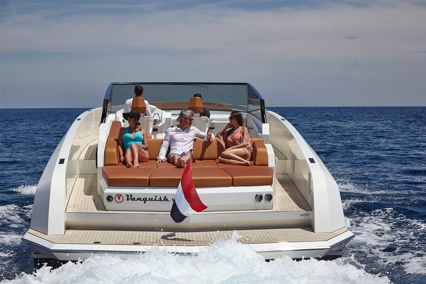 Vanquish VQ48 Aft Deck