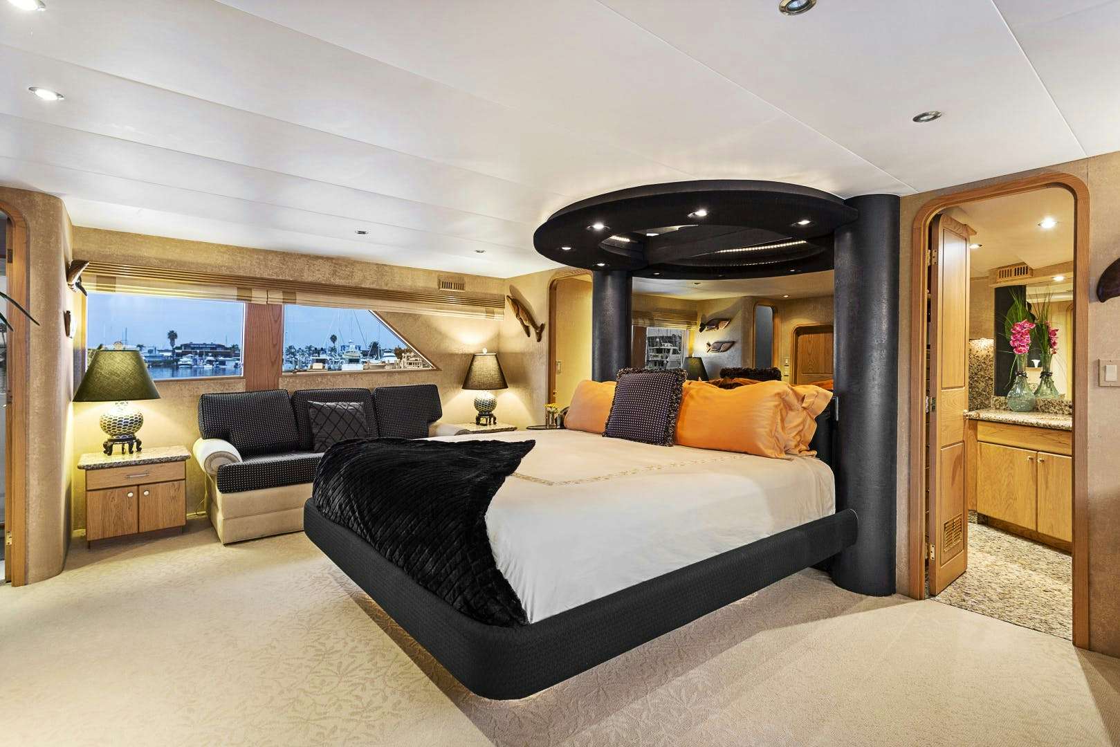Westport motor yacht ISABELLA master stateroom