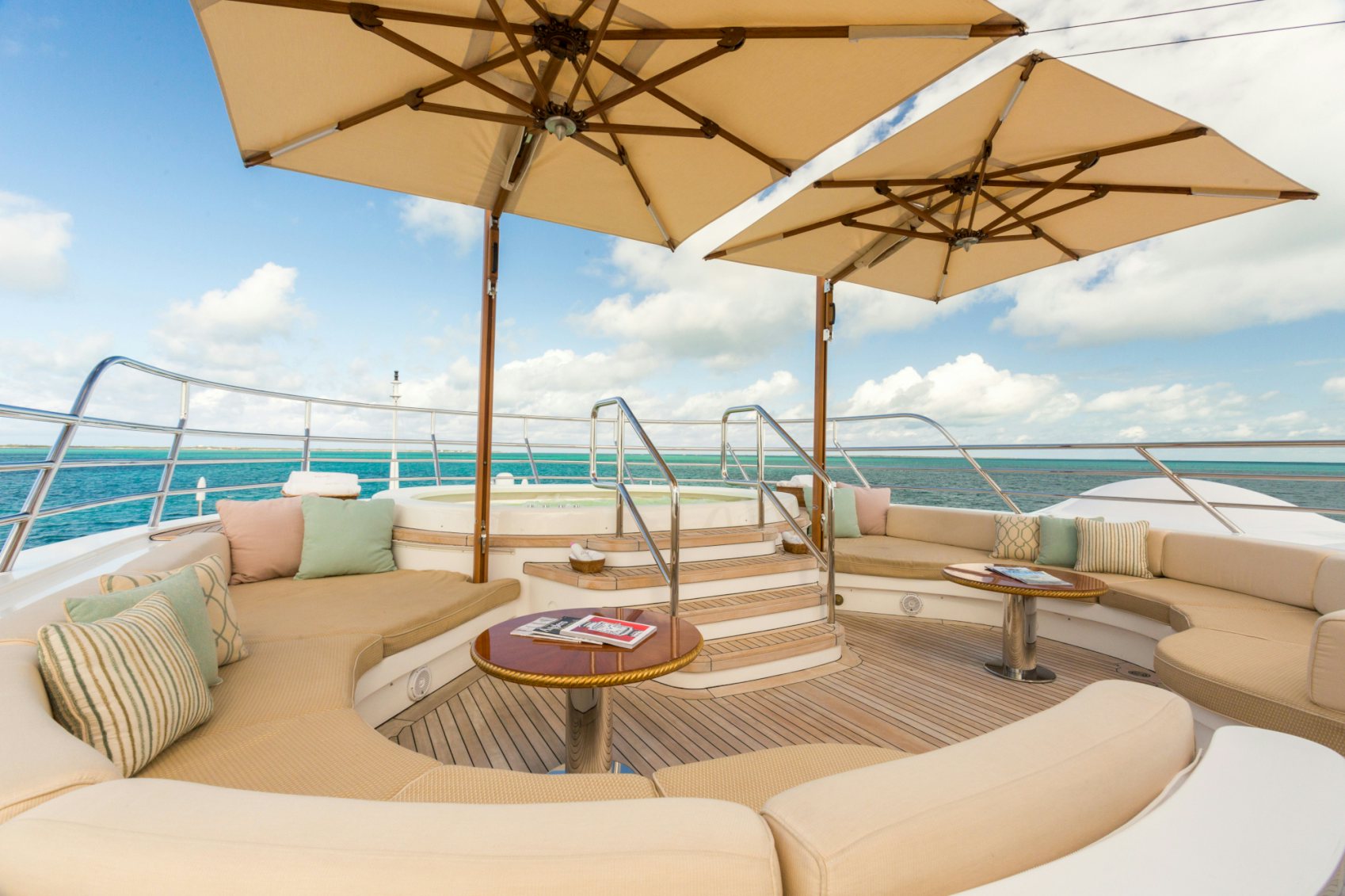 Charter Yacht Lumiere Sundeck Jacuzzi