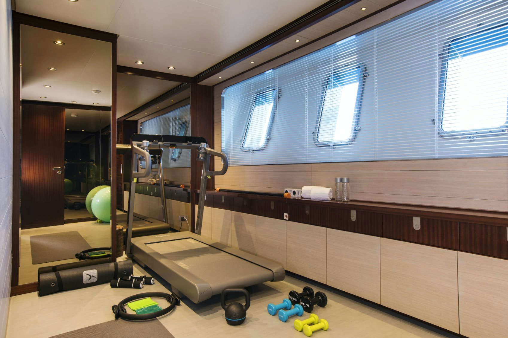 Sanlorenzo charter yacht MOKA onboard gym