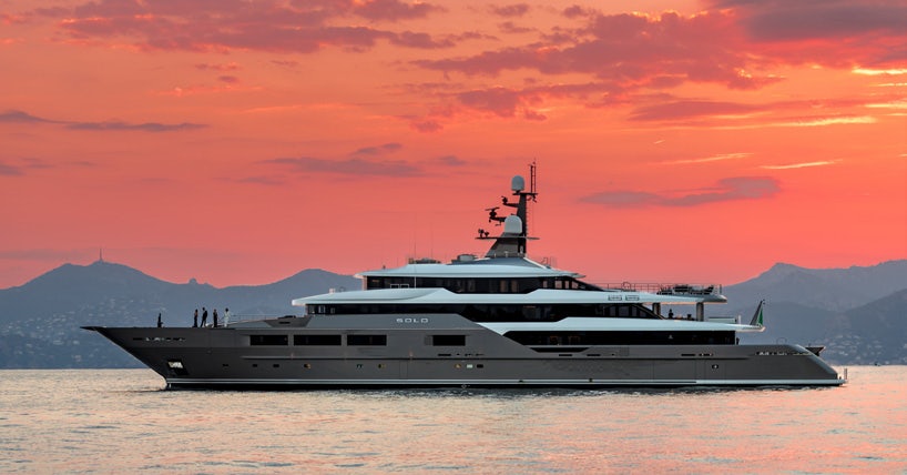 SOLO profile cruising sunset