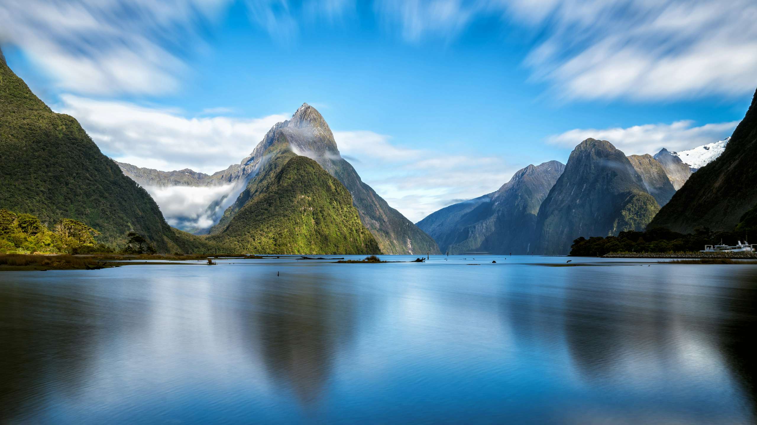 New Zealand Yacht Charter - Beautiful mountains by Milford Sound, New Zealand