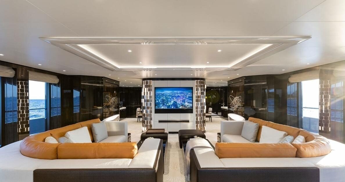 SOARING-yacht--6-large