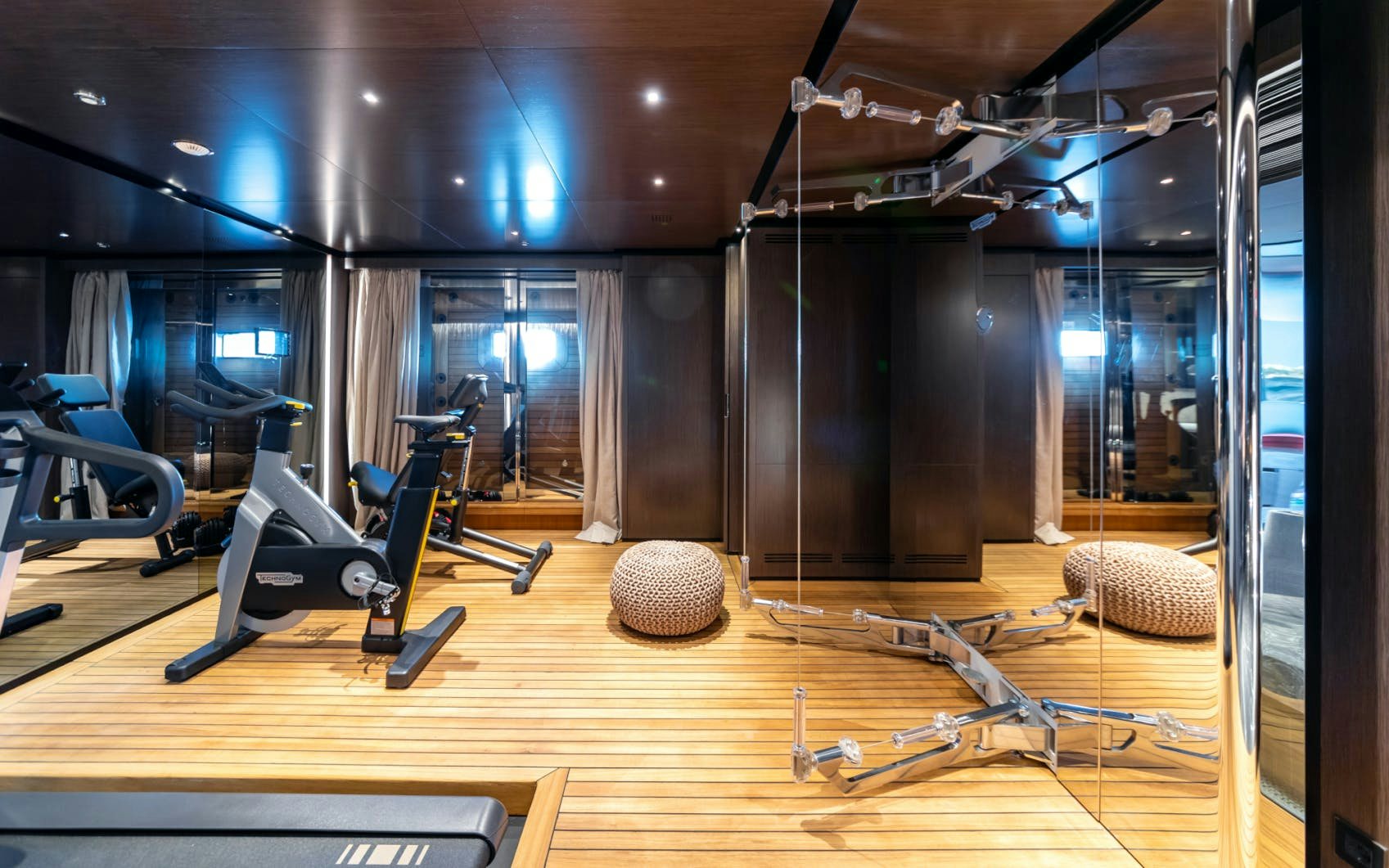 Tanoka superyacht SOLO onboard gym