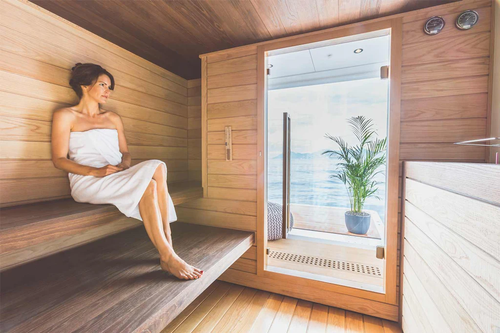 Lady in the sauna aboard SUERTE