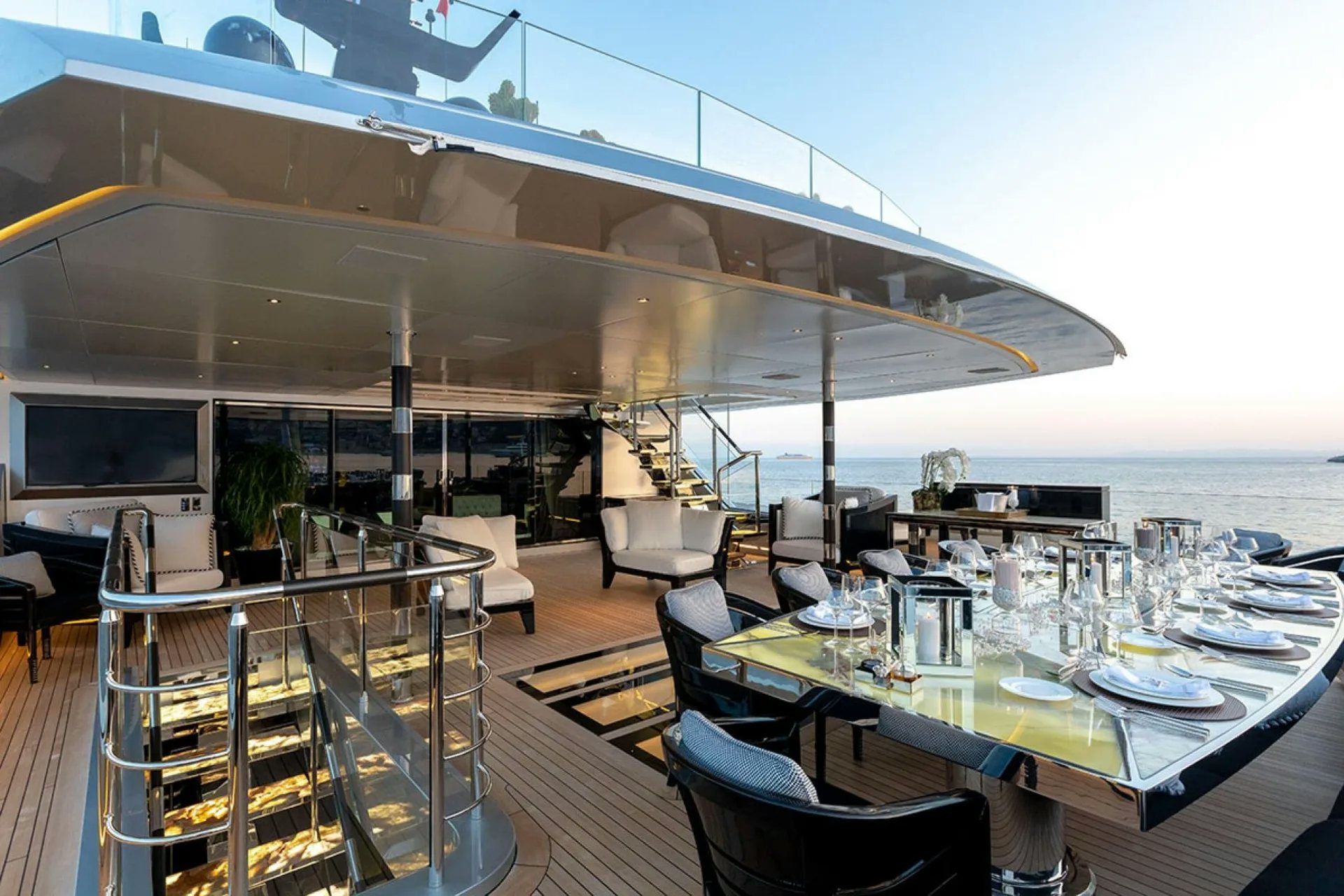 the bridge deck aft dining table of yacht sarastar