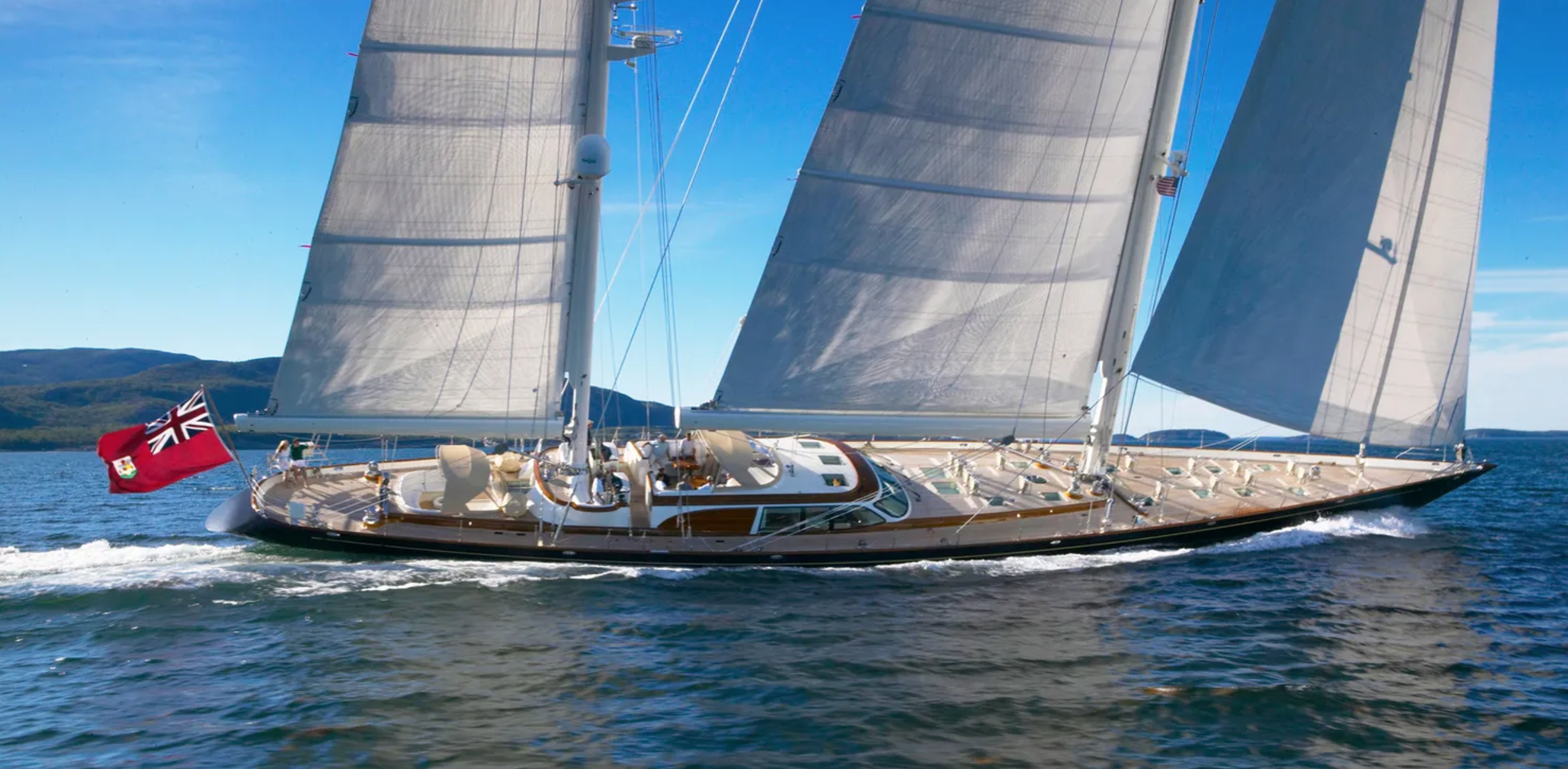 ASOLARE charter yacht