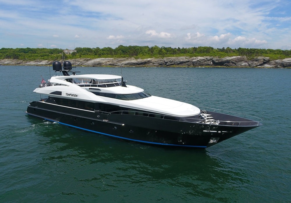 Charter Yacht Temptation in New England