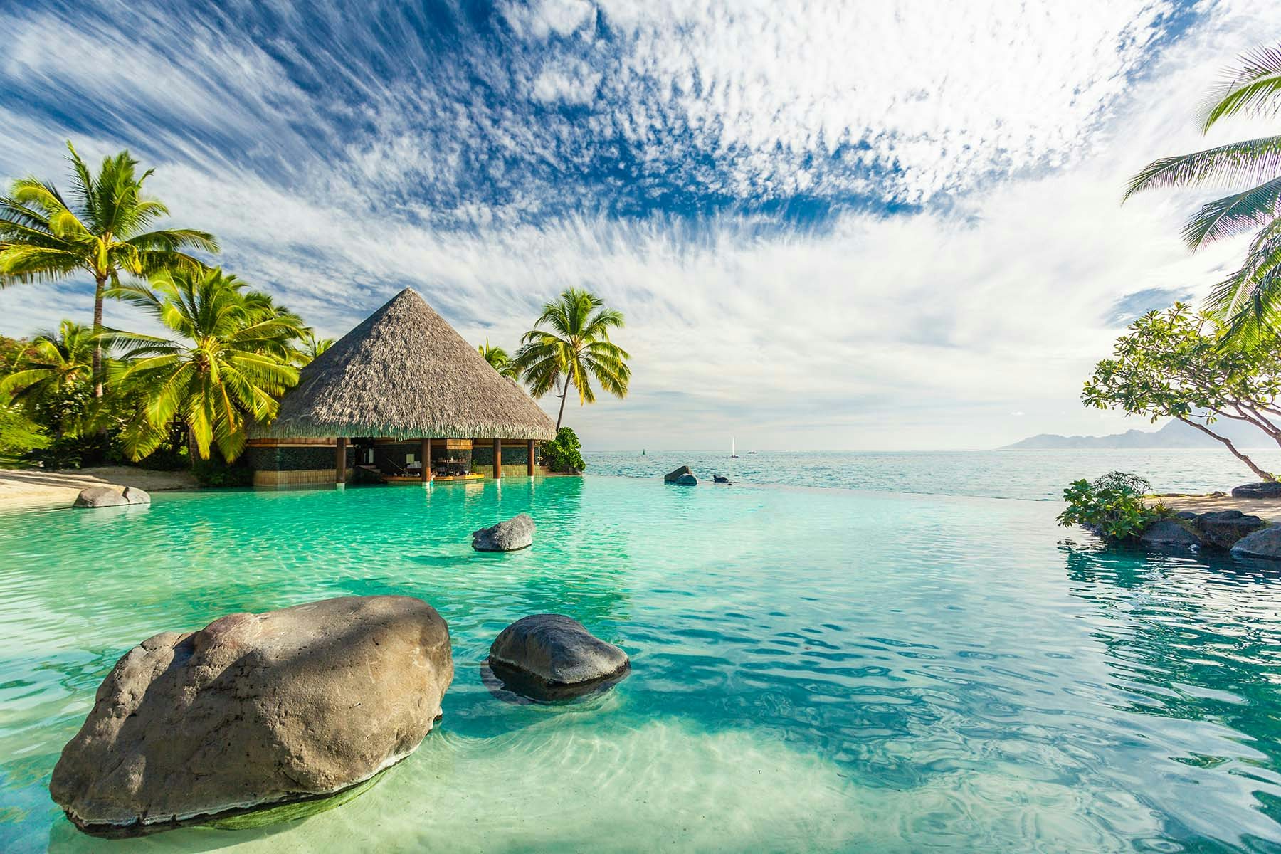 Tahiti _shutterstock_1156681087