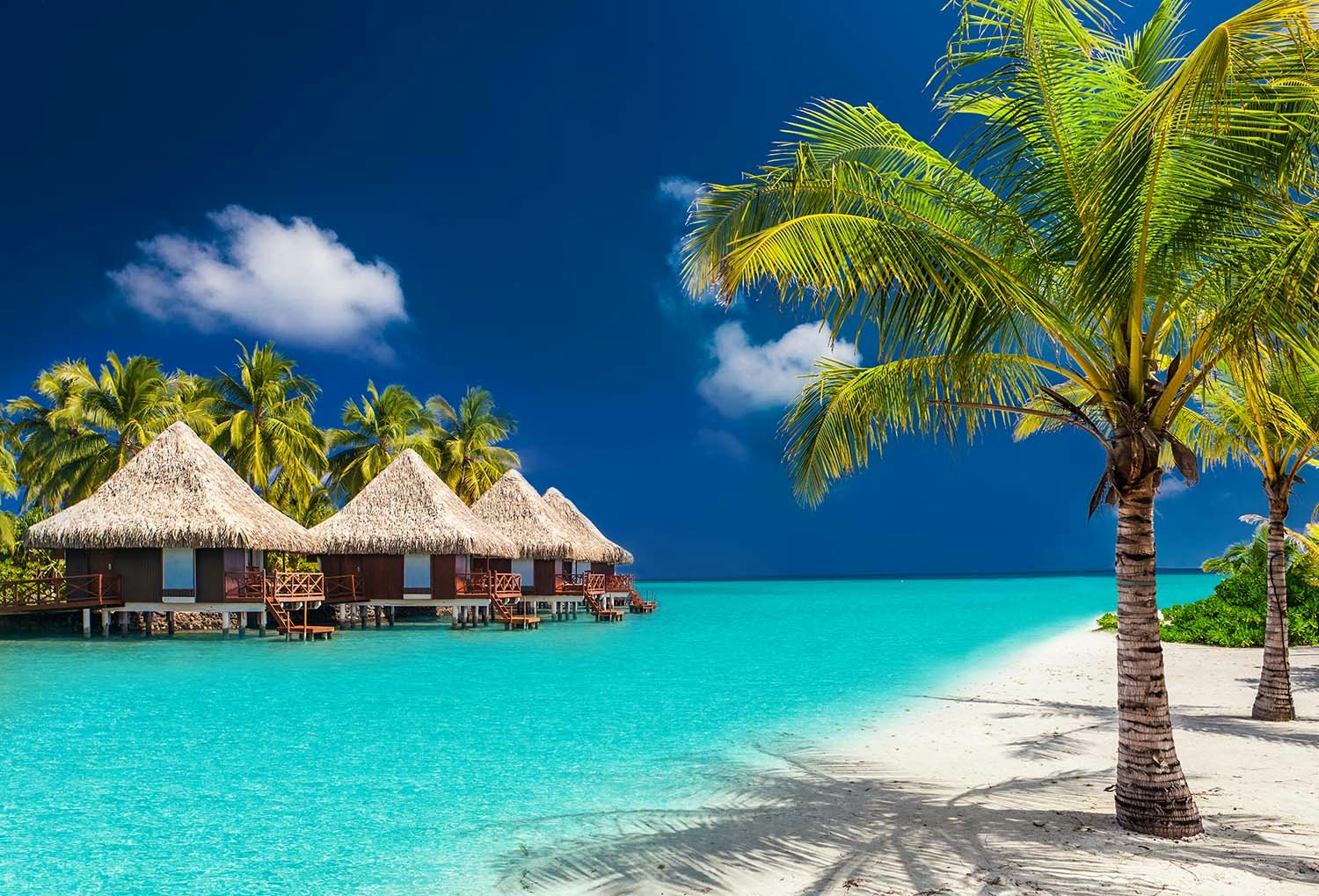 Tahiti_shutterstock_345773612