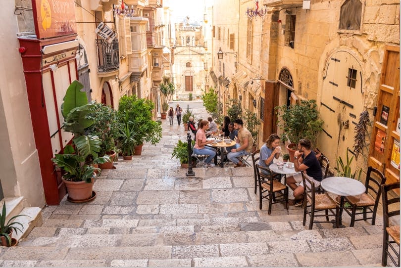 Malta VallettaOutdoorDining