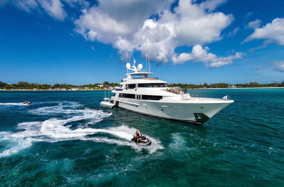 Symphony Yacht, 34m Westport Yachts