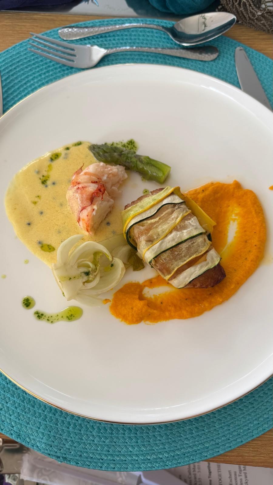 Yacht Fifi Antigua Chef Comp Seabass .JPG