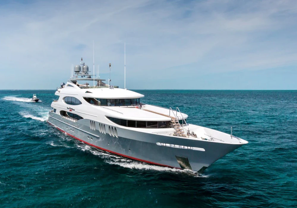Charter Yacht Zoom Zoom Zoom running profile