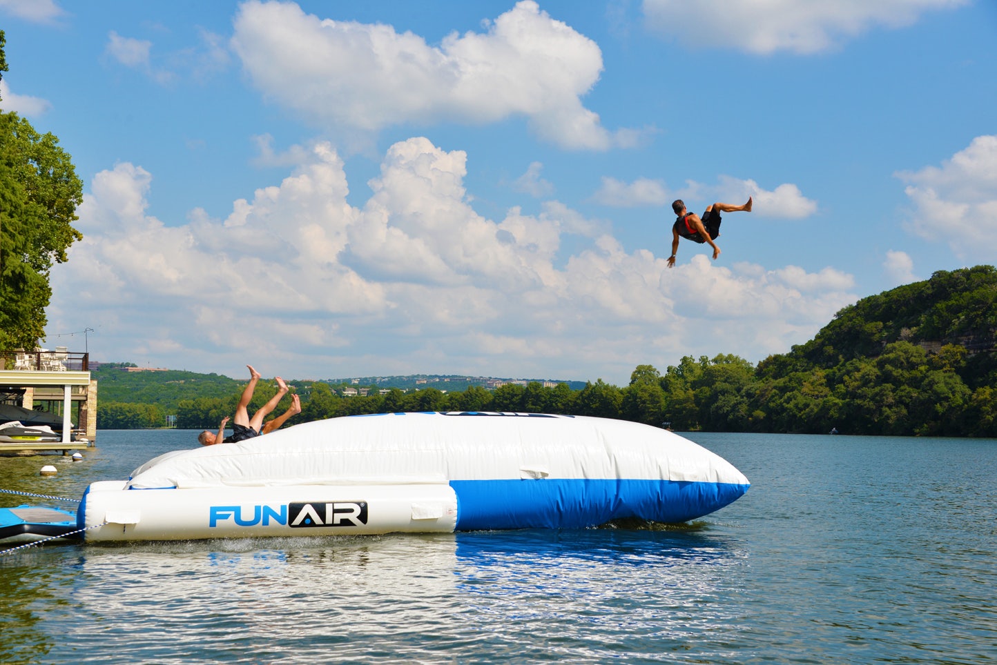 FunAirâs BigAir Yacht Blob