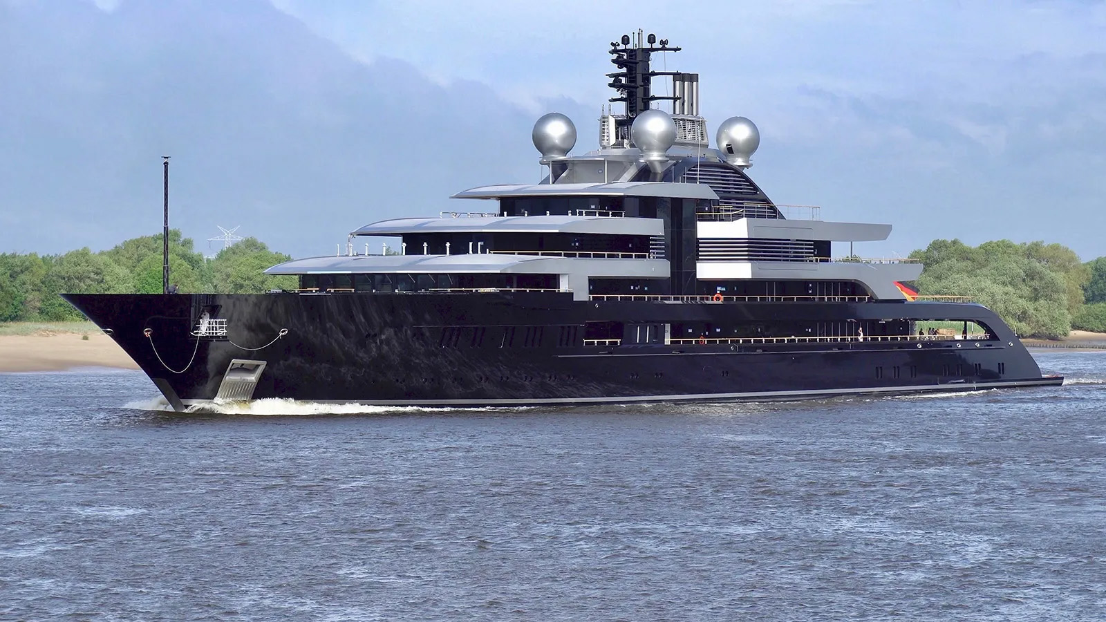 30 Most Expensive Yachts in the World | Northrop & Johnson