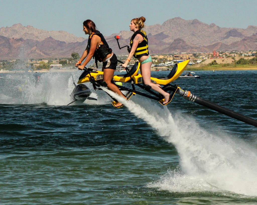 Tandem Jetovator.