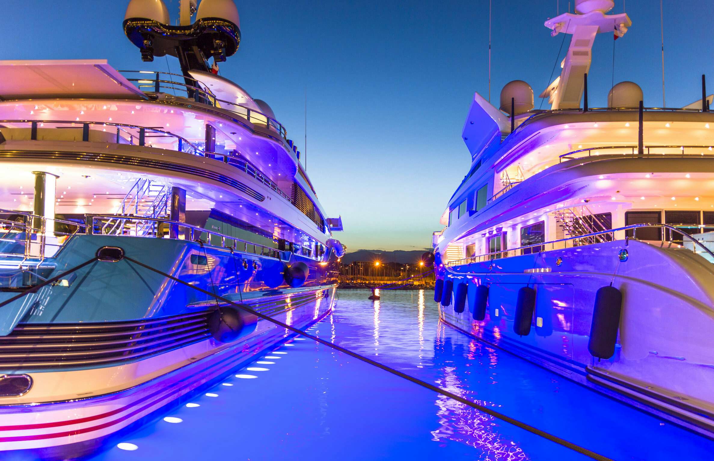 rent a super yacht price