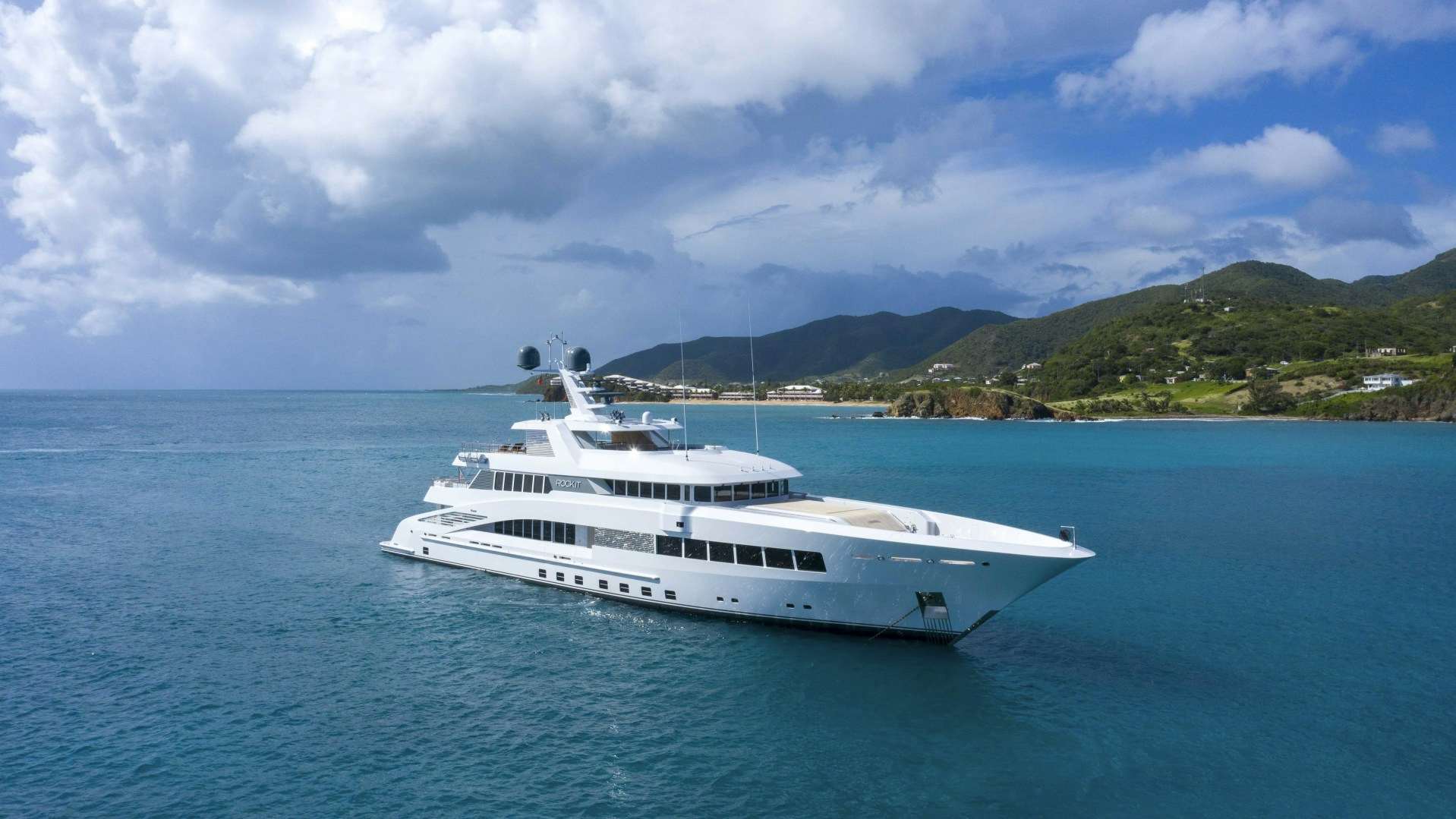 Feadship Yacht for Charter Cruising Profile