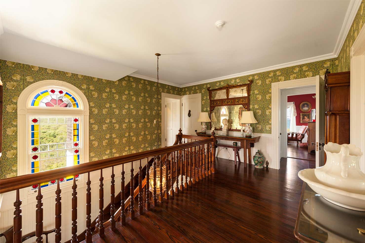 Interior of Tick Hall Real Estate