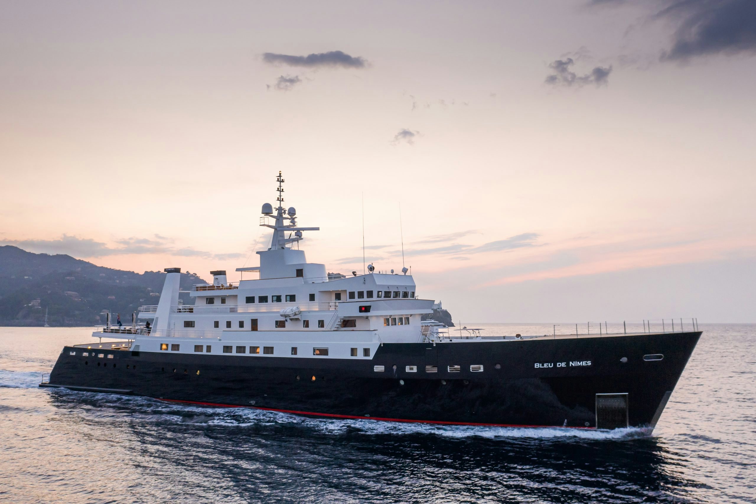 236-foot (72m) explorer yacht BLUE DE NIMES profile