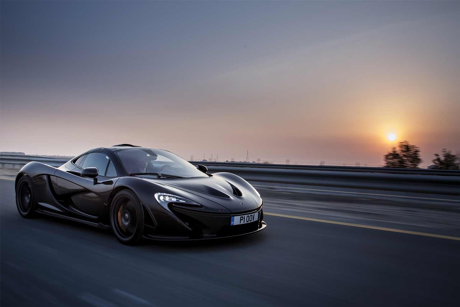 mclaren p1 bahrain 840